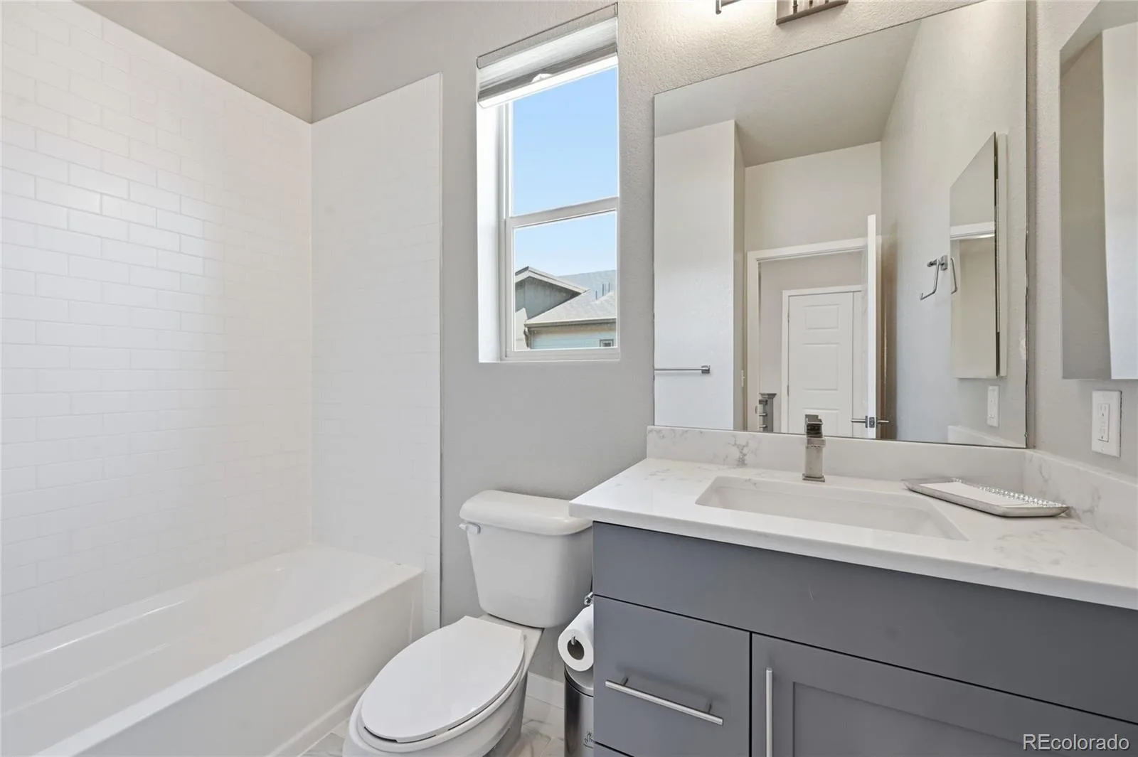 4045 S Teller Street Denver CO 80235 | MLS #REC4907461 07162026224723 1600 16