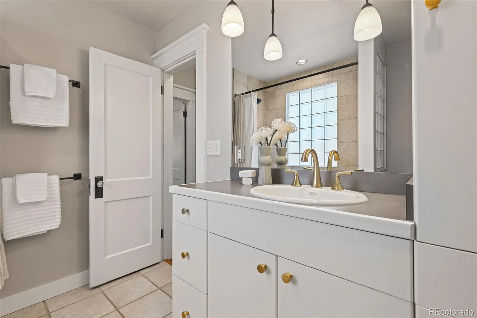 2257 Ivanhoe Street Denver CO 80207 MLS #REC4908552 05142026211734 1600 11