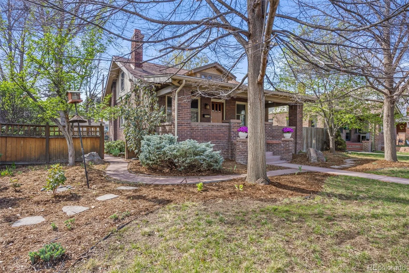 2257 Ivanhoe Street Denver CO 80207 MLS #REC4908552 05142026211734 1600 46