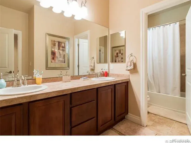 10132025010415 800 27