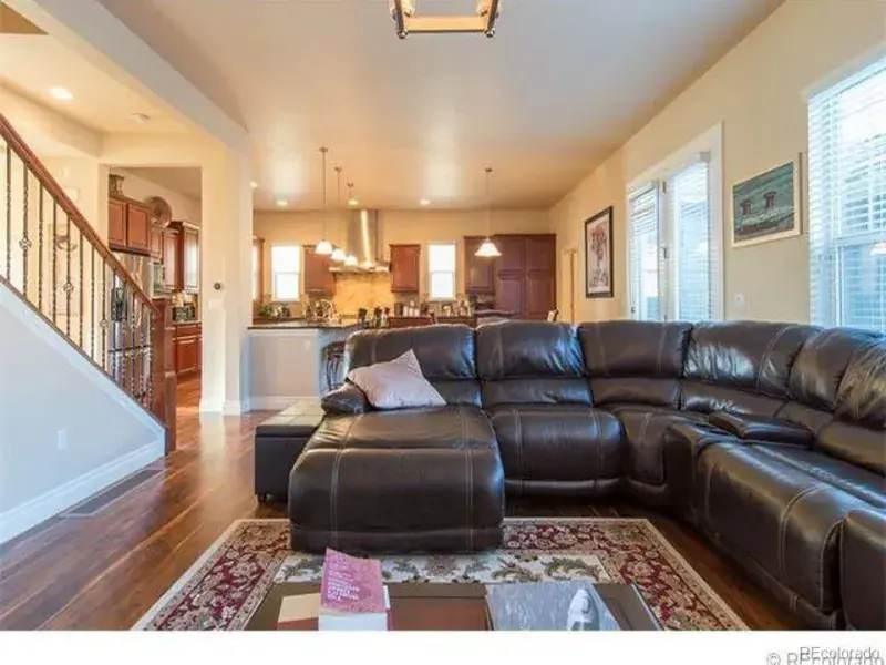 10132025010415 800 3