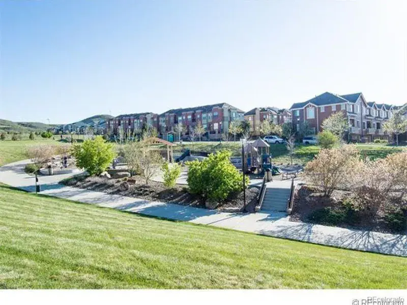 10132025010415 800 38