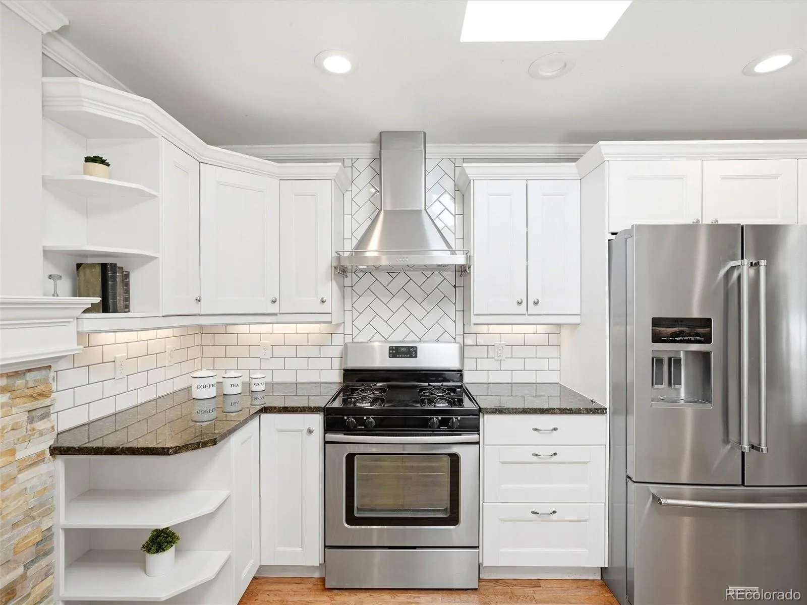 2758 S Ingalls Way Denver CO 80227 MLS #REC4909387 04252026160626 1600 11