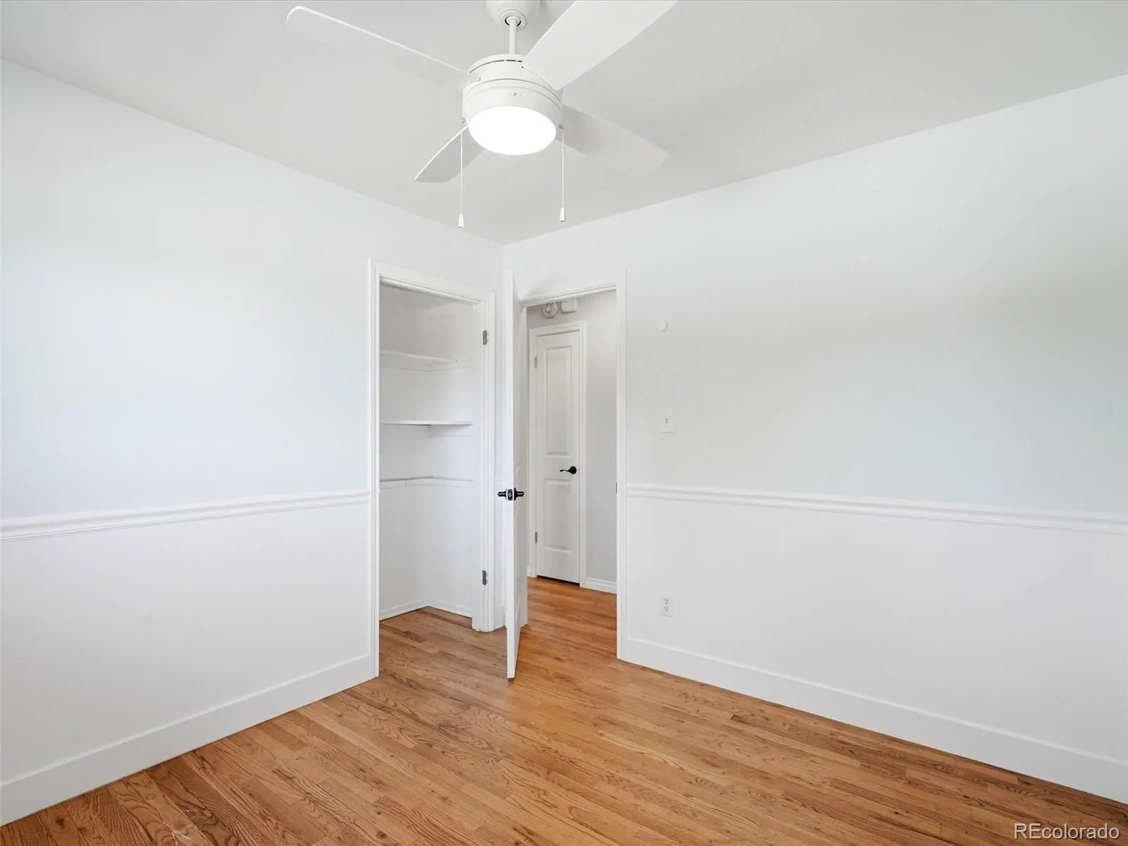 2758 S Ingalls Way Denver CO 80227 MLS #REC4909387 04252026160626 1600 18