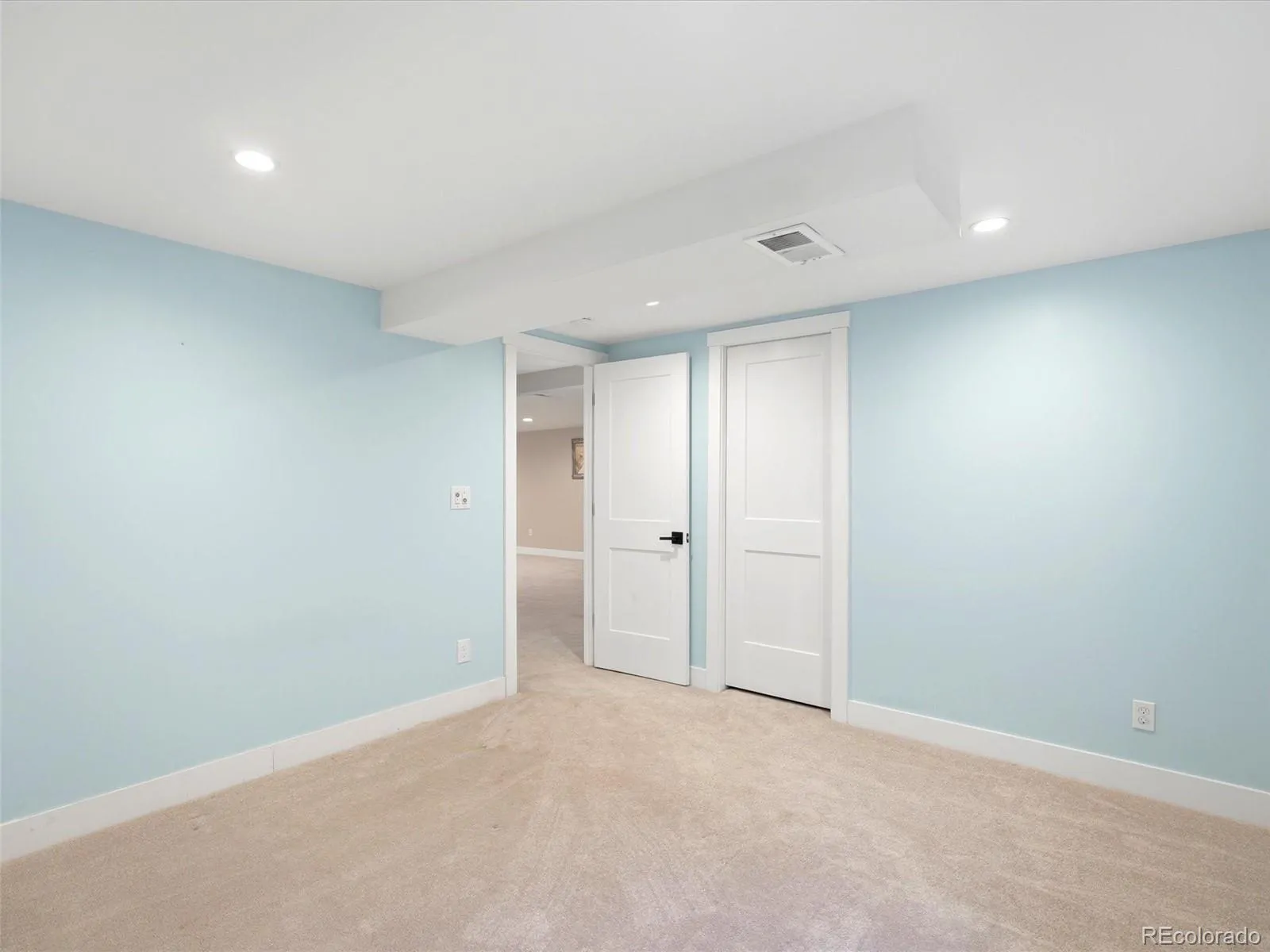 2758 S Ingalls Way Denver CO 80227 MLS #REC4909387 04252026160626 1600 29