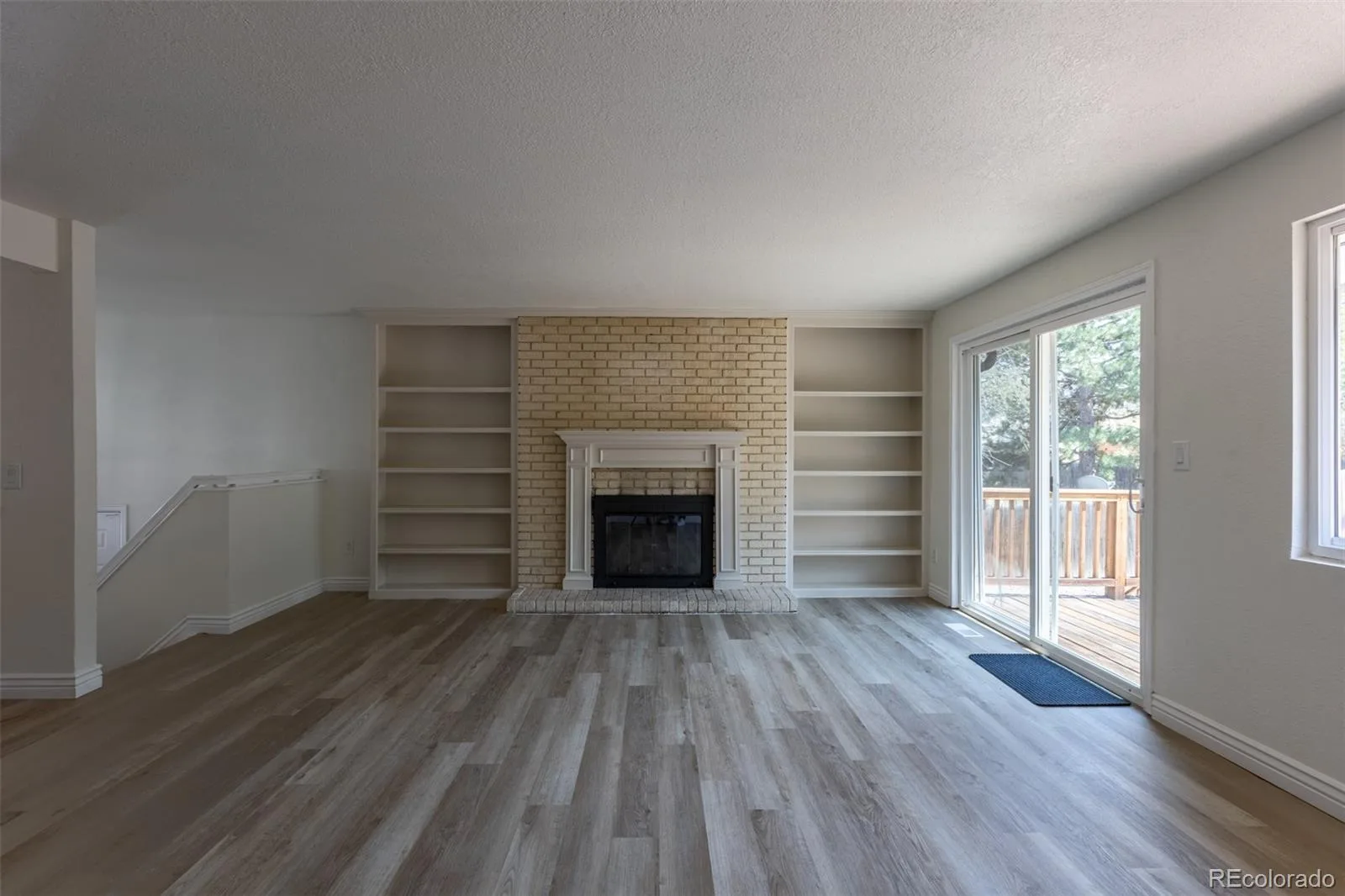 7844 W Ontario Place Littleton CO 80128 | MLS #REC4912877 08052026174808 1600 14