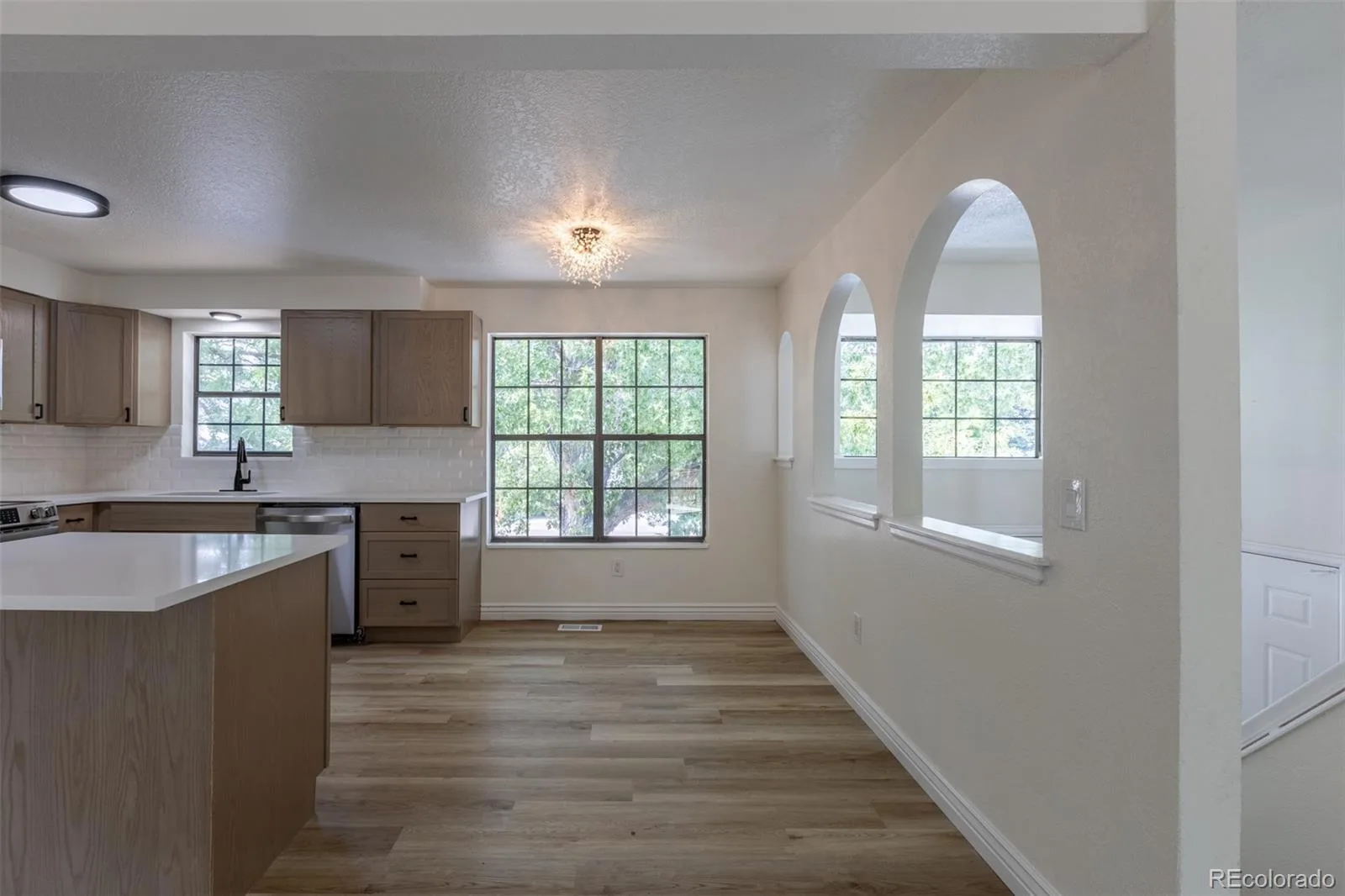 7844 W Ontario Place Littleton CO 80128 | MLS #REC4912877 08052026174808 1600 16