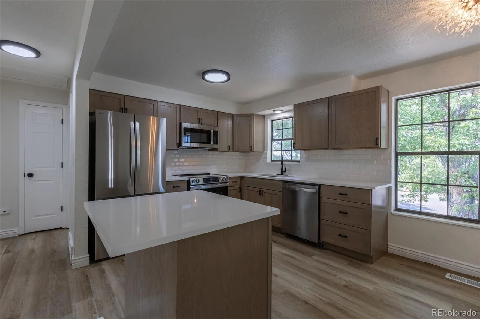 7844 W Ontario Place Littleton CO 80128 | MLS #REC4912877 08052026174808 1600 17