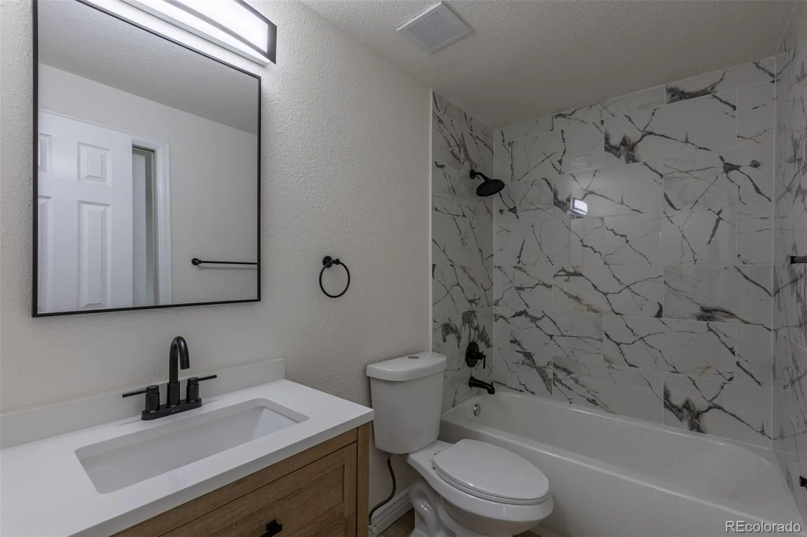7844 W Ontario Place Littleton CO 80128 | MLS #REC4912877 08052026174808 1600 20