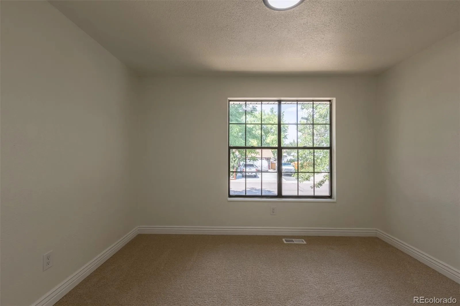 7844 W Ontario Place Littleton CO 80128 | MLS #REC4912877 08052026174808 1600 25