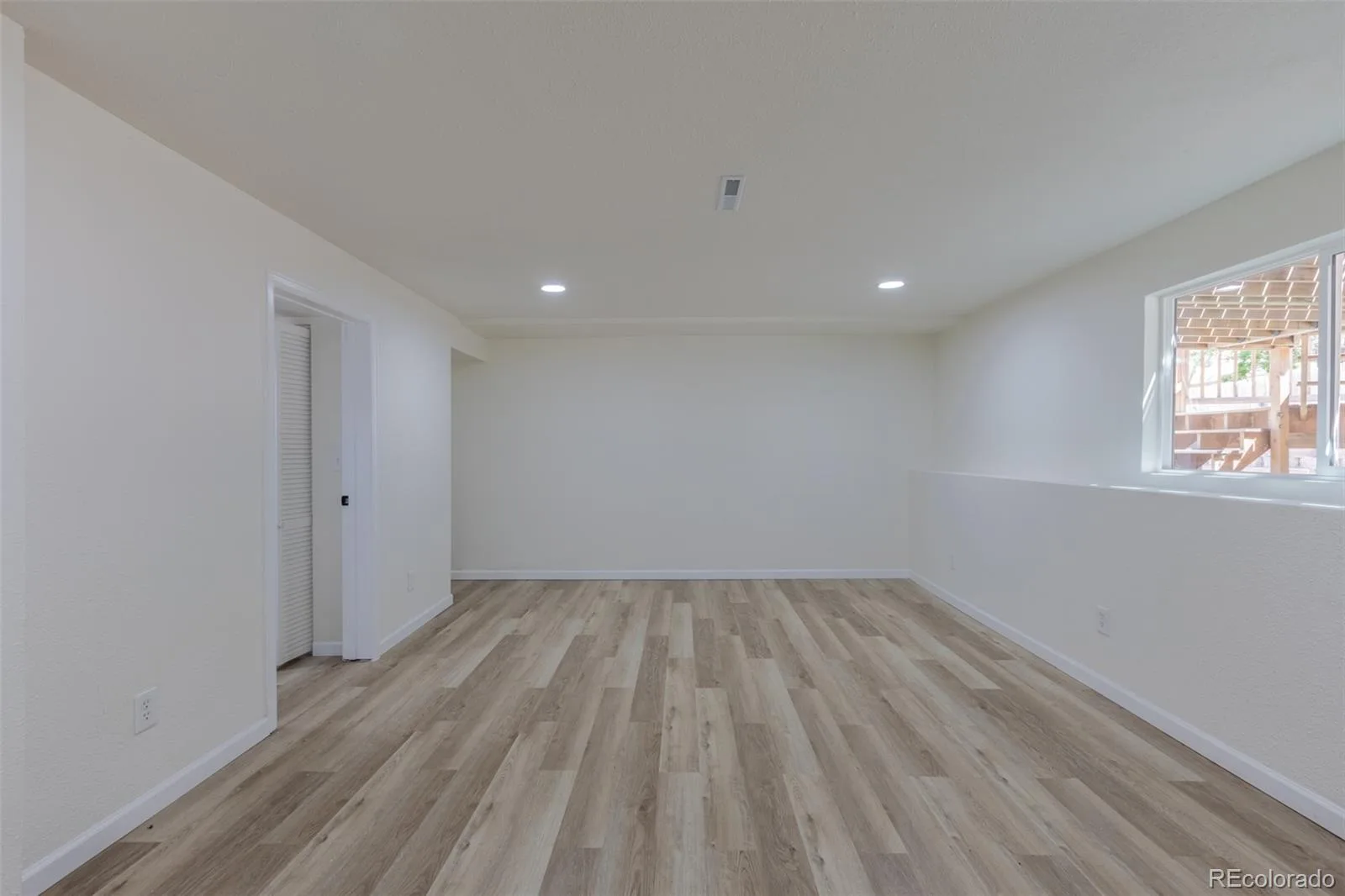 7844 W Ontario Place Littleton CO 80128 | MLS #REC4912877 08052026174808 1600 32