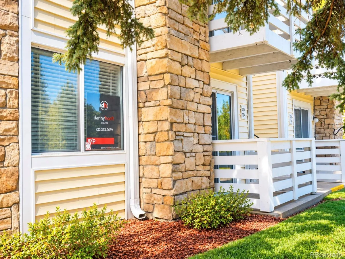8555 Fairmount Drive #C104 Denver CO 80247 | MLS #REC4913201 10072026005742 1200 10