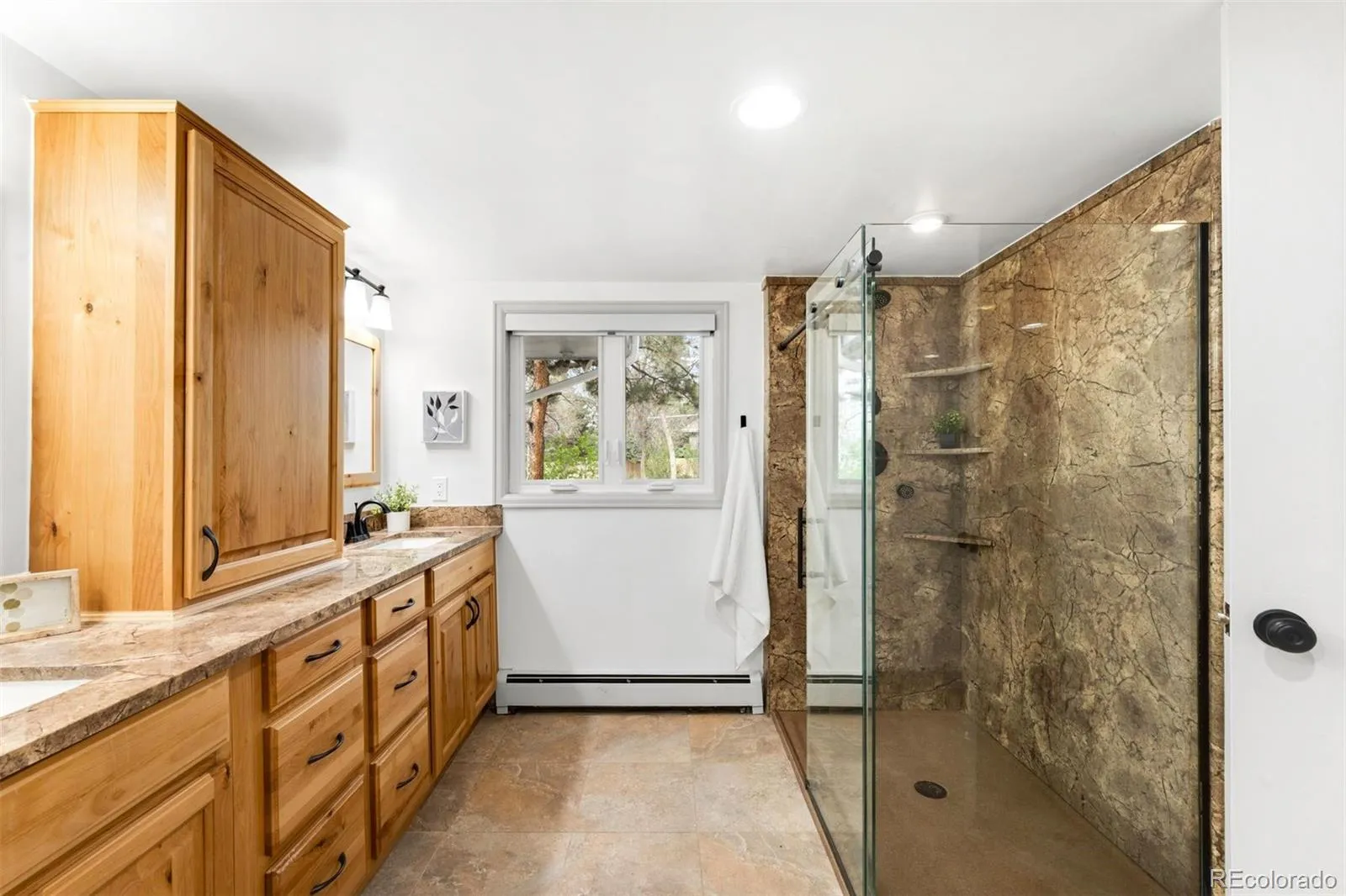 04172026230941 1600 8