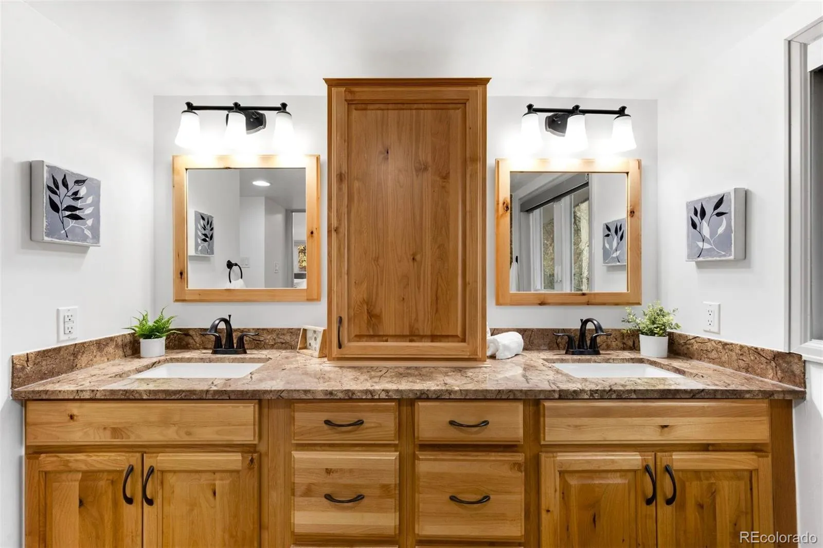 04172026230941 1600 9