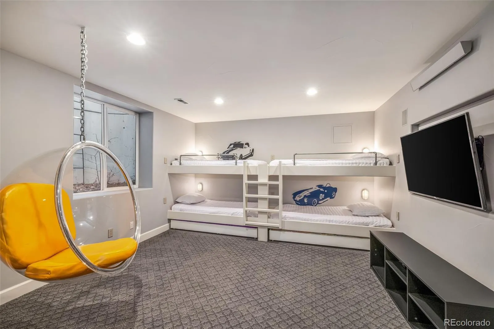 04062026153248 1600 31