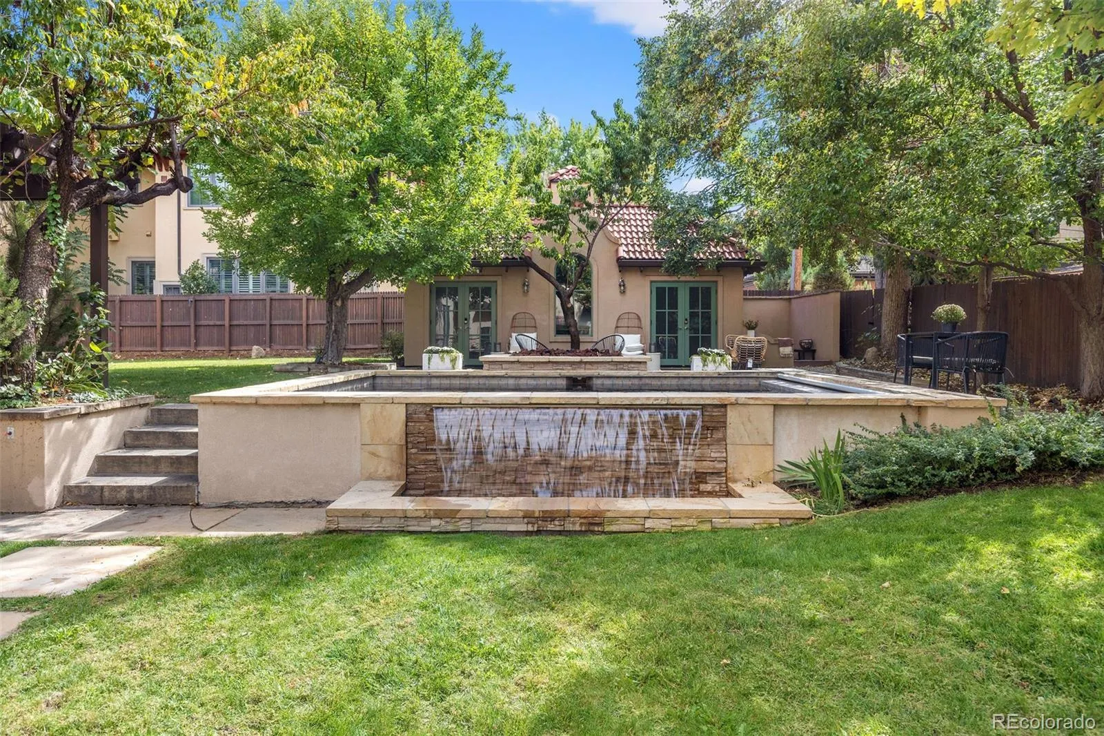 04062026153248 1600 36