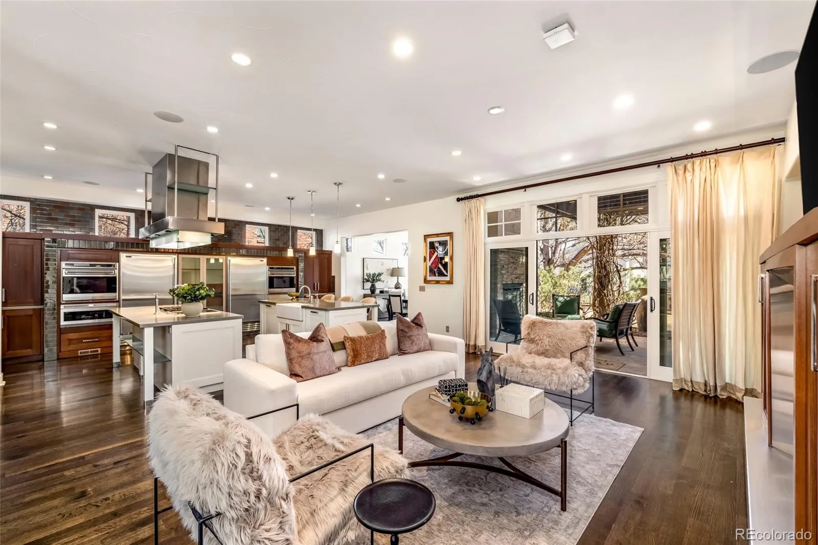 04062026153248 1600 8