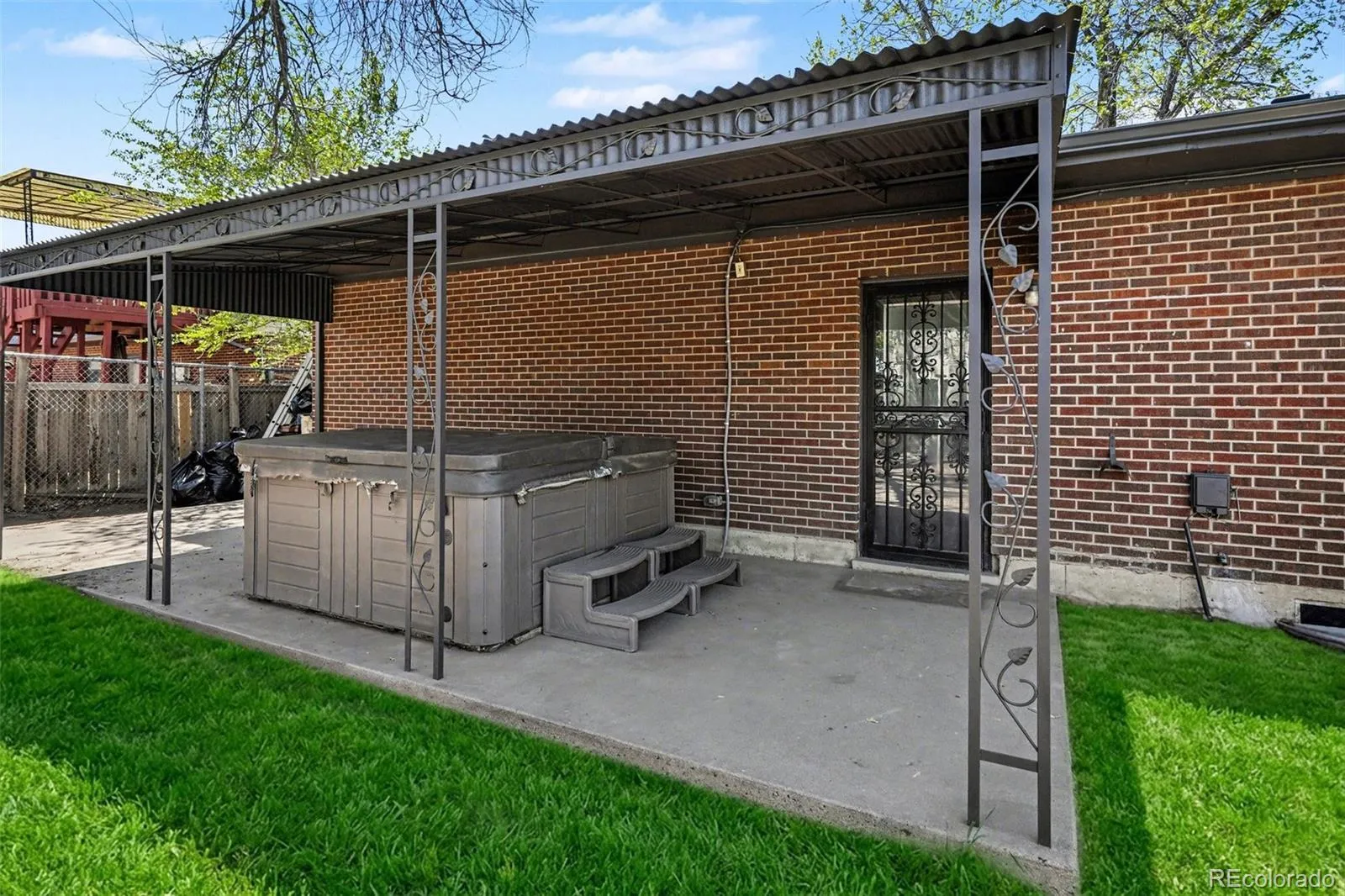 04172026154711 1600 40