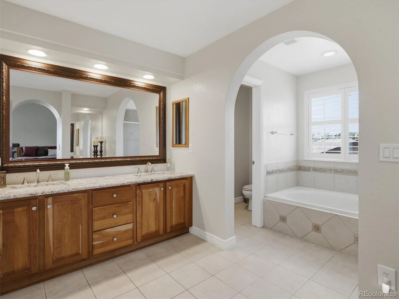 2819 Canyon Crest Drive Highlands Ranch CO 80126 MLS #REC4917149 06272026223004 1600 24