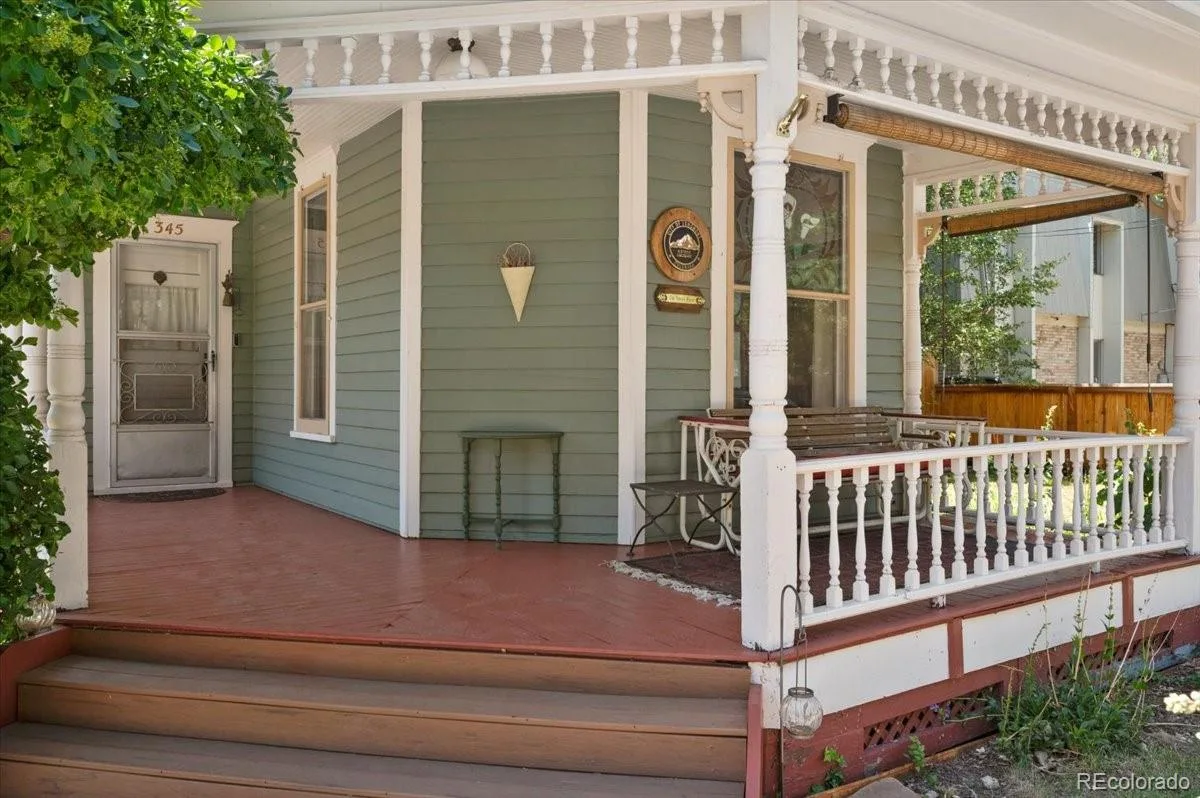 345 Mountain View Avenue Longmont CO 80501 | MLS #REC4917395 08172026211728 1200 6