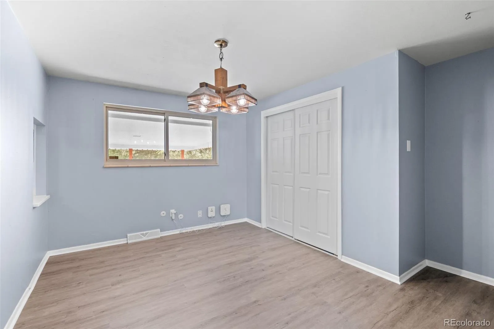 3512 W Patterson Place Littleton CO 80123 MLS #REC4917638 05122026191040 1600 19