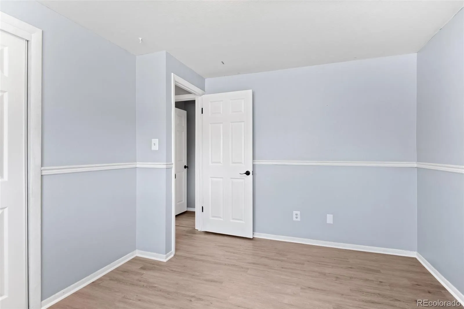 3512 W Patterson Place Littleton CO 80123 MLS #REC4917638 05122026191040 1600 26