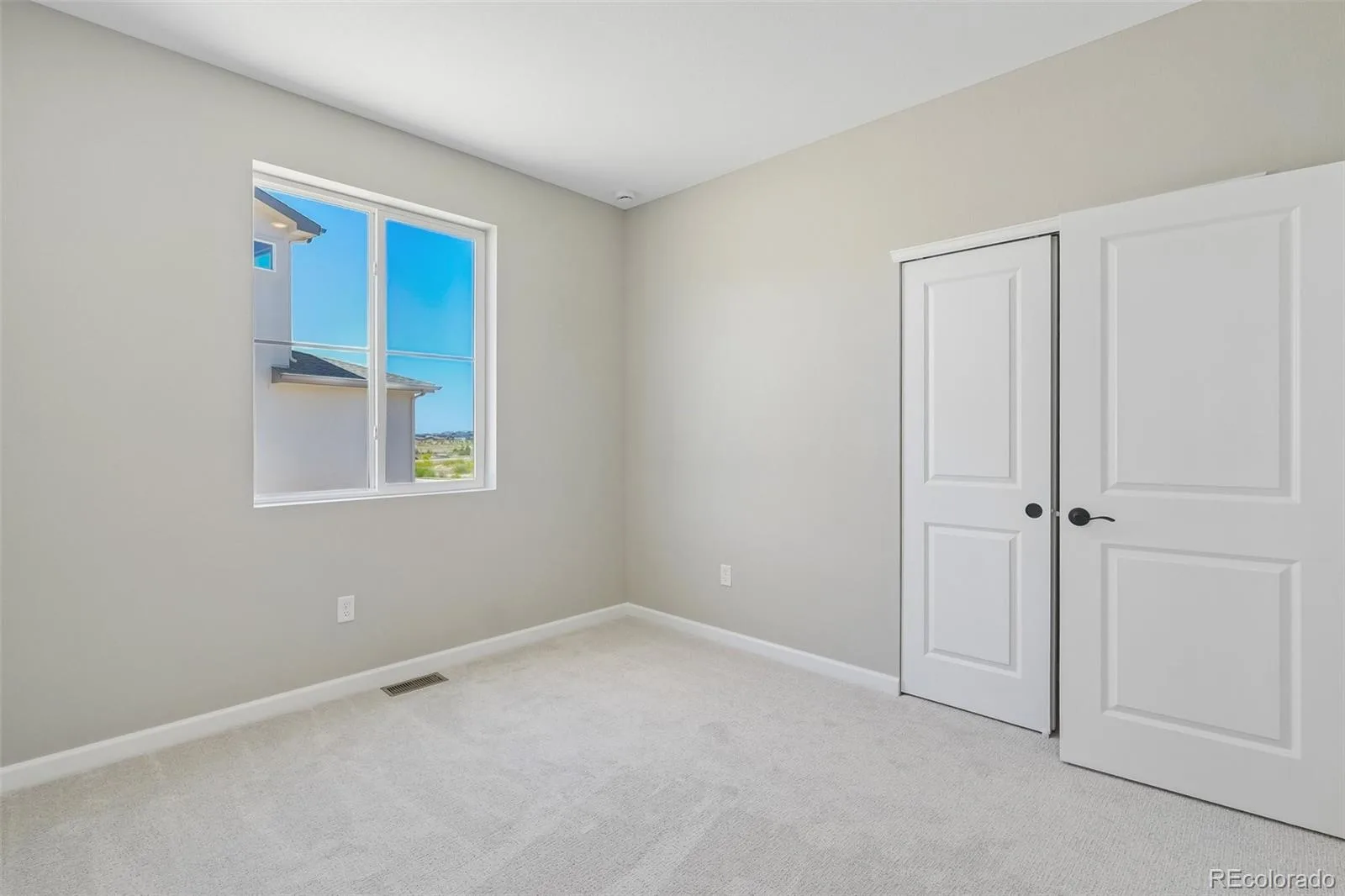 24406 E 35th Drive Aurora CO 80019 | MLS #REC4918714 07142026202712 1600 12