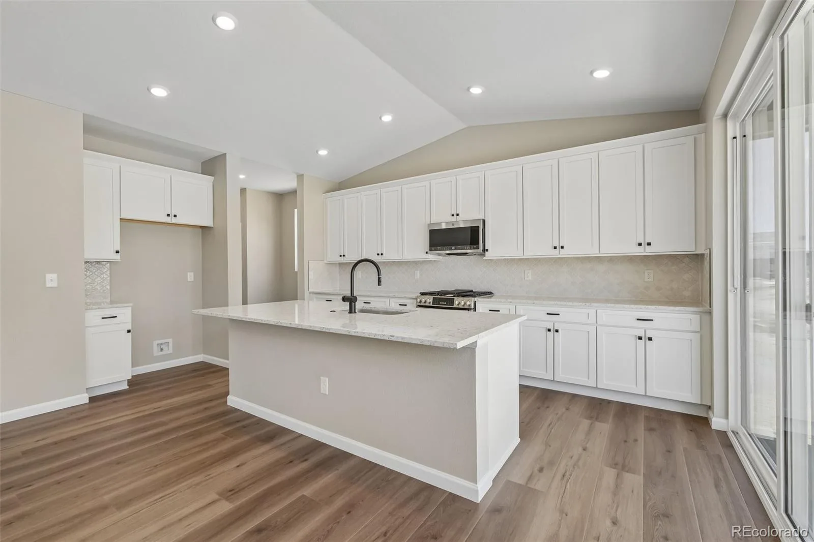 24406 E 35th Drive Aurora CO 80019 | MLS #REC4918714 07142026202712 1600 4