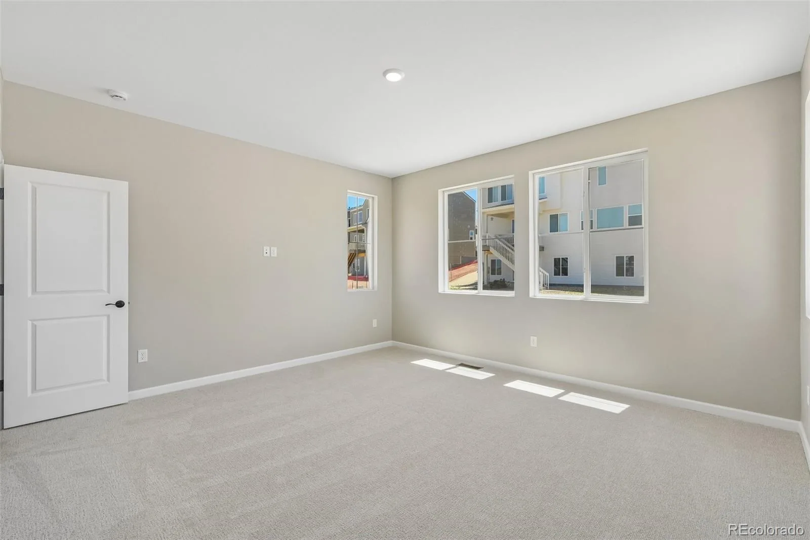 24406 E 35th Drive Aurora CO 80019 | MLS #REC4918714 07142026202712 1600 7