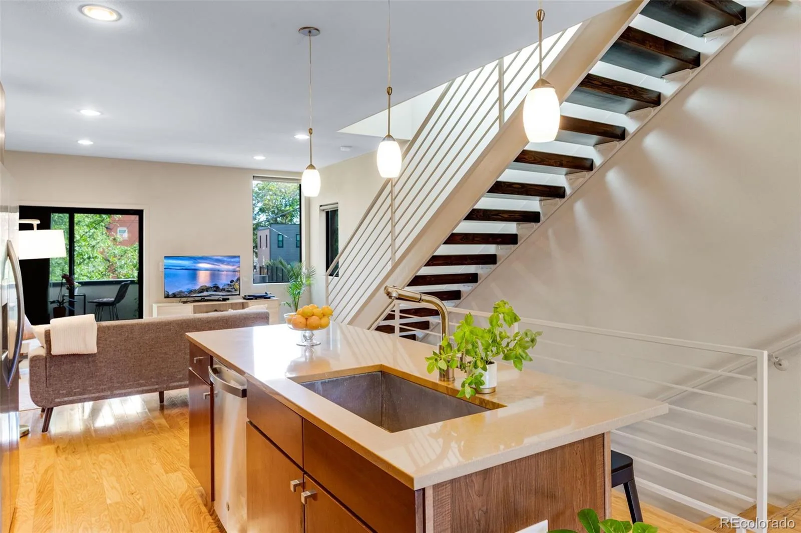 822 25th Street Denver CO 80205 | MLS #REC4919609 08282026203945 1600 5