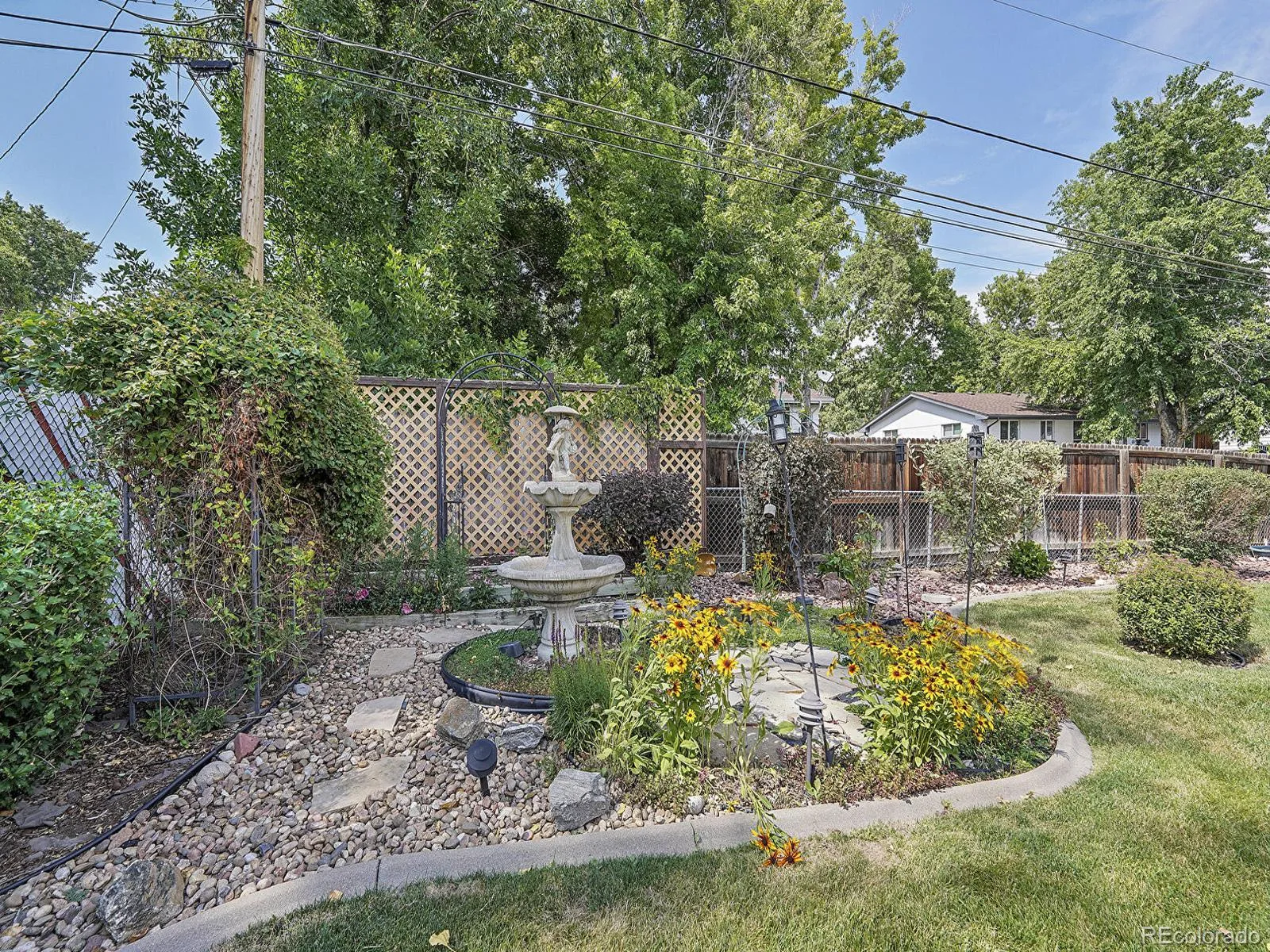 6769 W 70th Avenue Arvada CO 80003 | MLS #REC4920761 08082026005750 1600 26