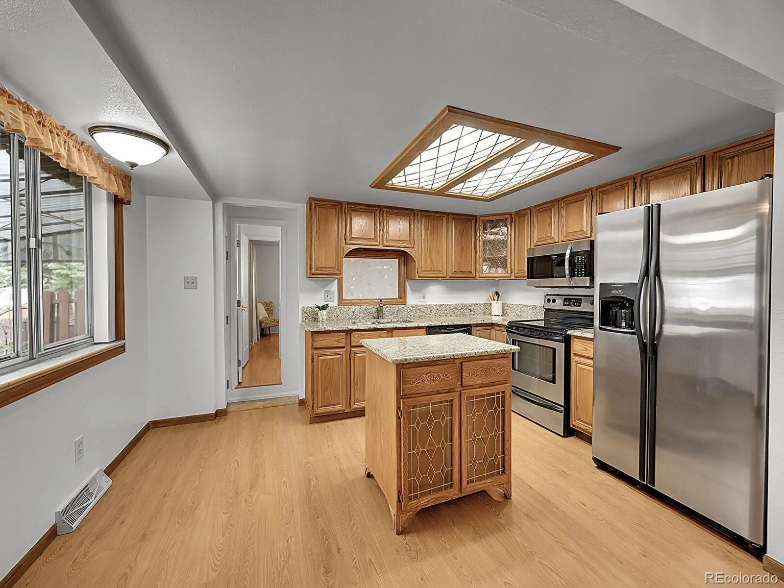 6769 W 70th Avenue Arvada CO 80003 | MLS #REC4920761 08082026005750 1600 7