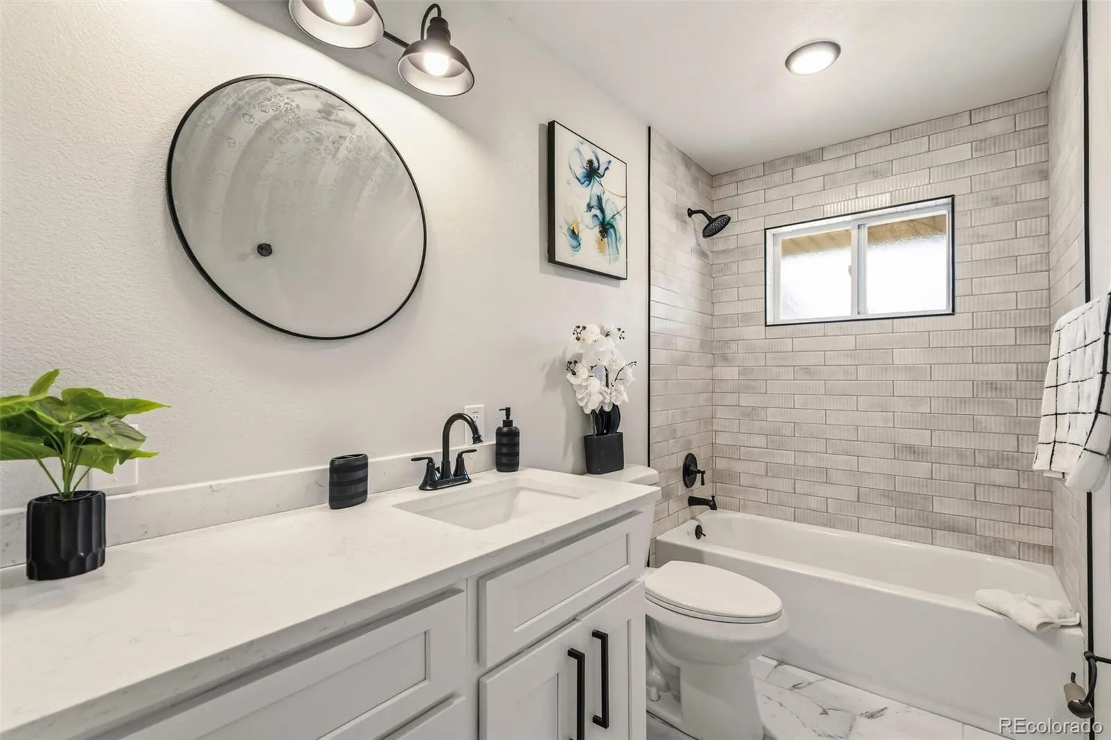 04012026110539 1600 11