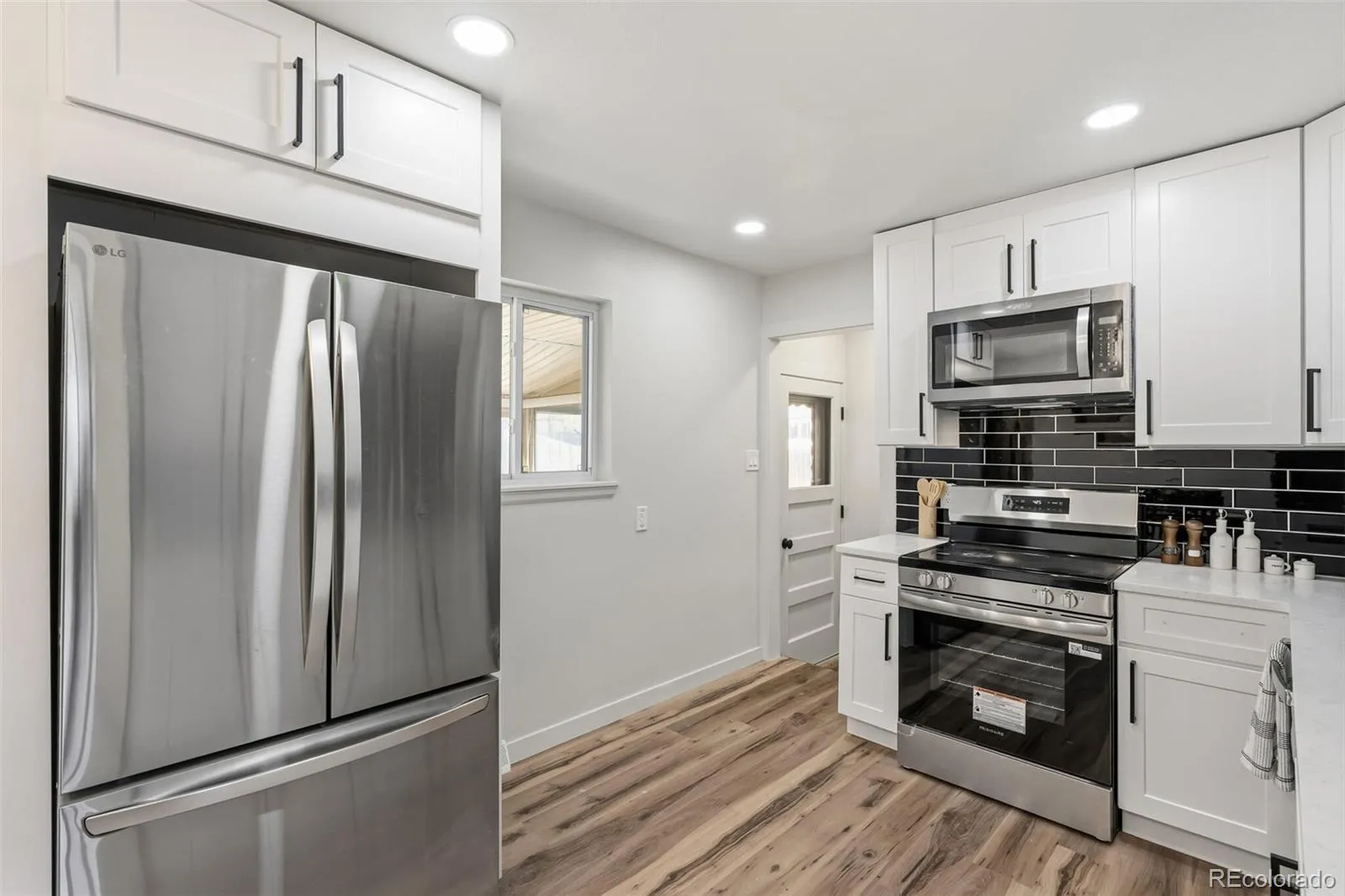 04012026110539 1600 8