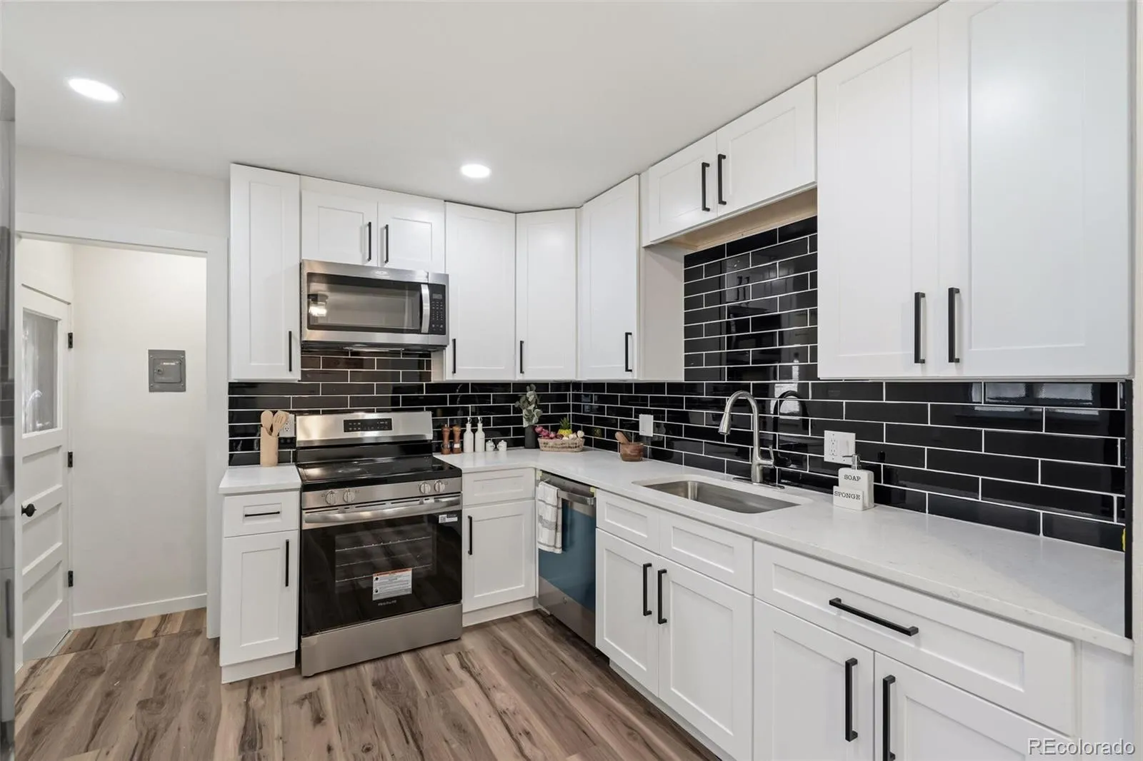 04012026110539 1600 9