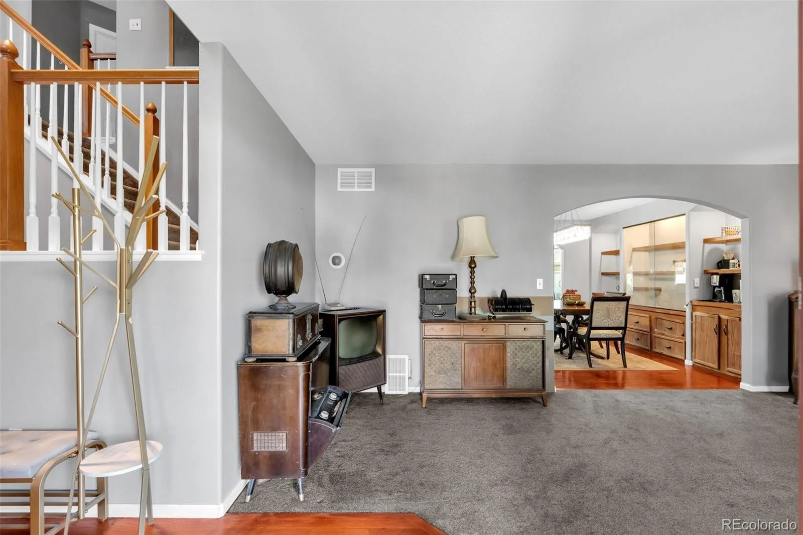 4860 Crown Boulevard Denver CO 80239 | MLS #REC4922306 08242026234545 1600 2