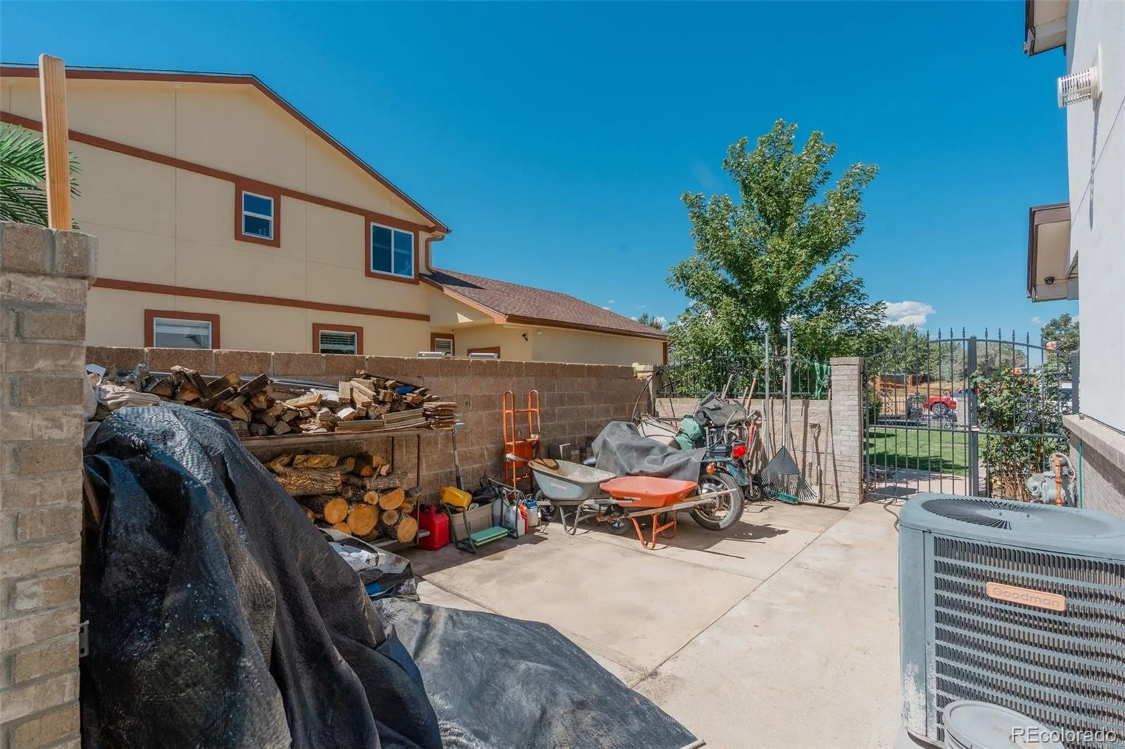 4860 Crown Boulevard Denver CO 80239 | MLS #REC4922306 08242026234545 1600 20