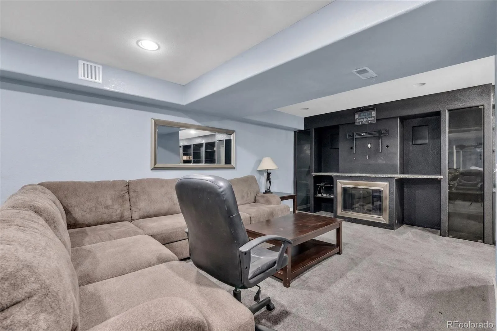 4860 Crown Boulevard Denver CO 80239 | MLS #REC4922306 08242026234545 1600 40