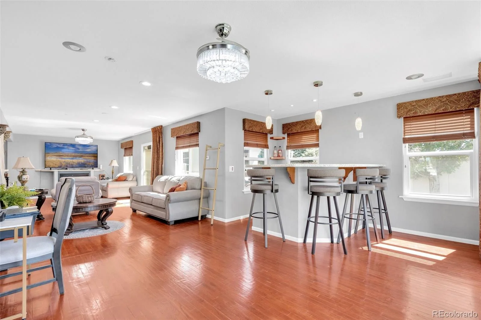4860 Crown Boulevard Denver CO 80239 | MLS #REC4922306 08242026234545 1600 9
