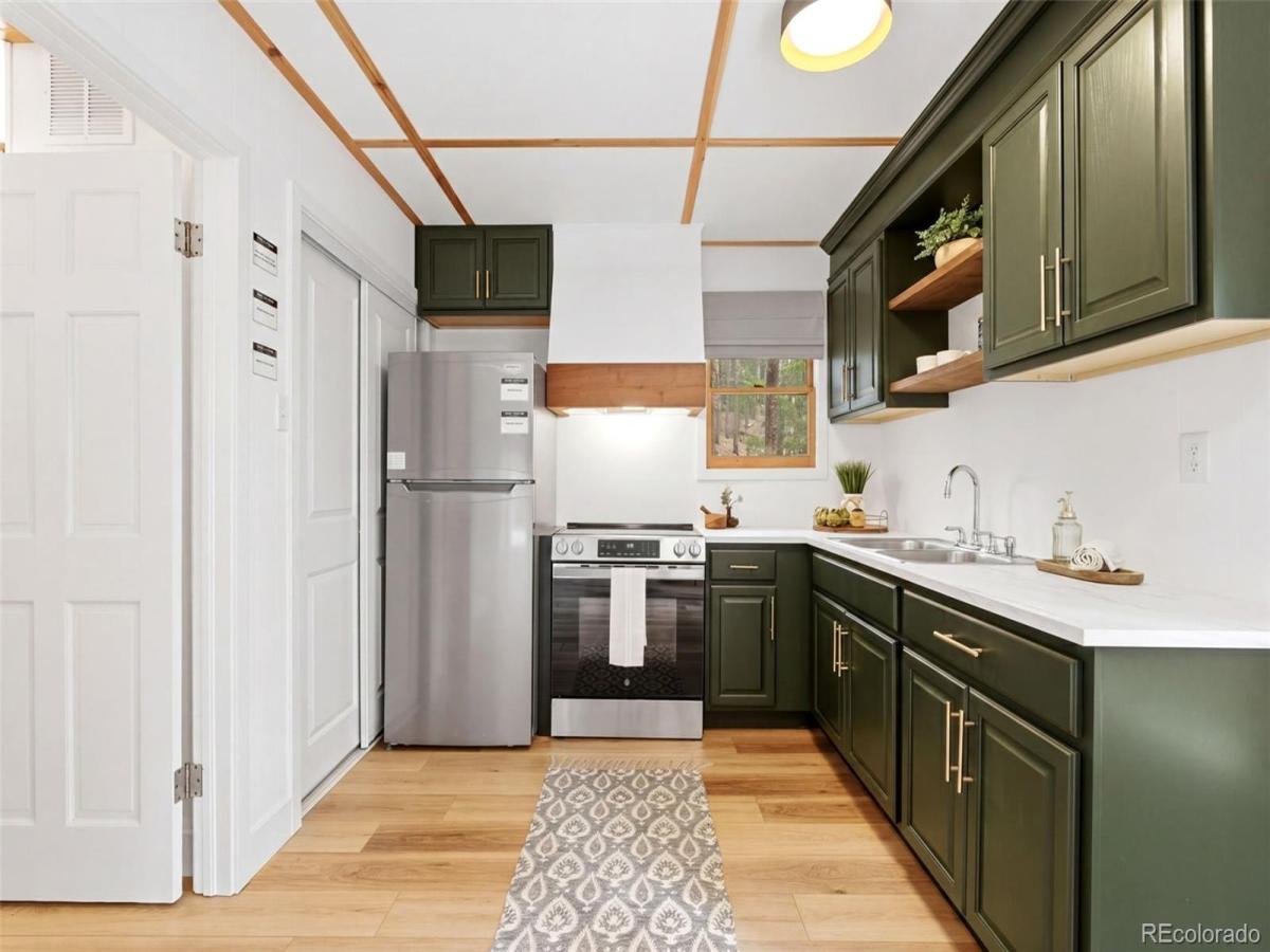 154 Apache Road Evergreen CO 80439 | MLS #REC4923069 MLS #REC4923069 image #0
