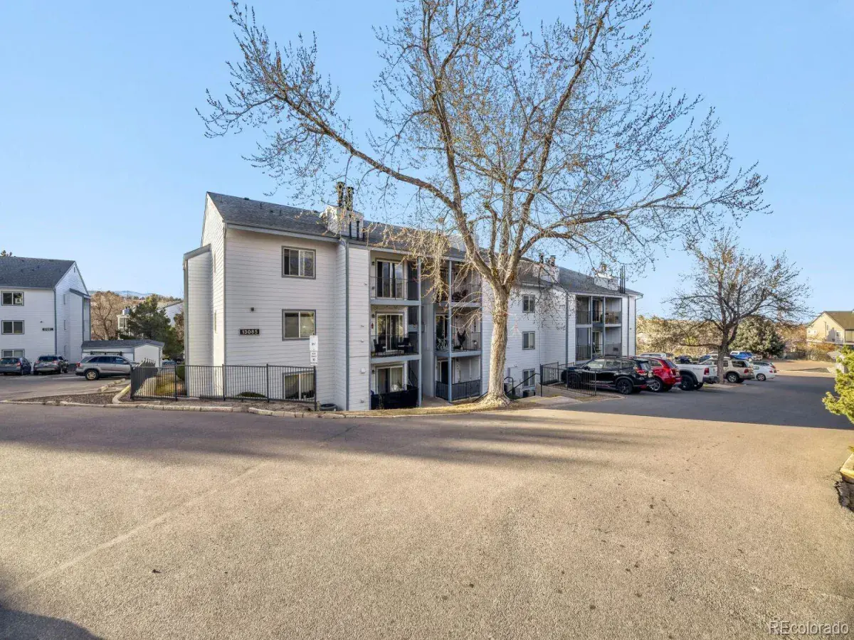 13085 W Cedar Drive #313 Lakewood CO 80228 MLS #REC4923751 02272026174038 1200 14