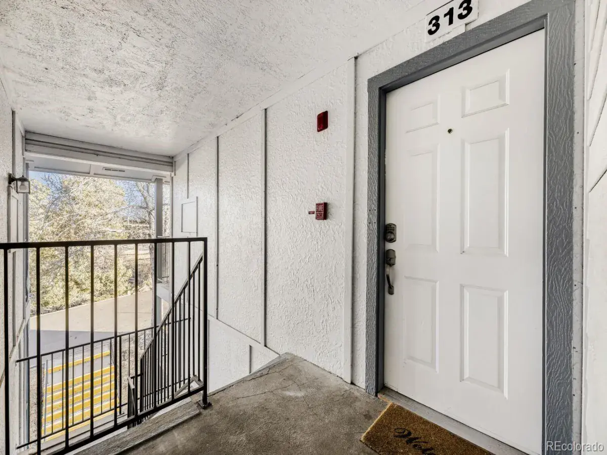 13085 W Cedar Drive #313 Lakewood CO 80228 MLS #REC4923751 02272026174038 1200 15