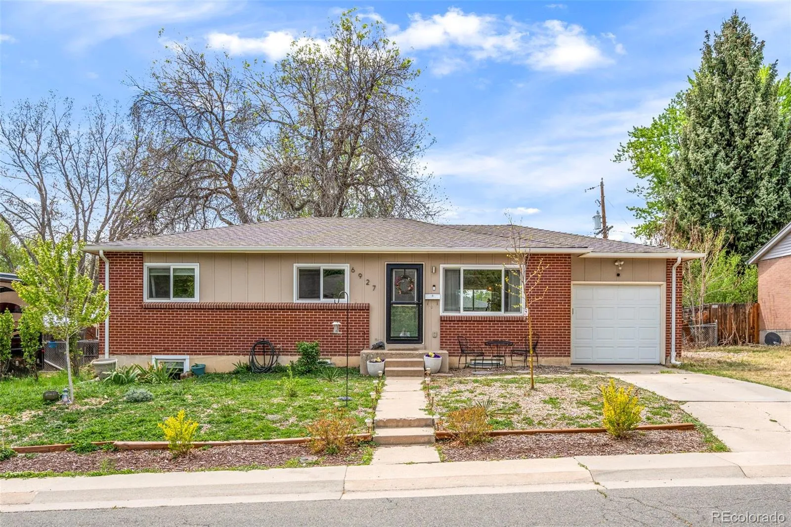 6927 Newcombe Street Arvada CO 80004 MLS #REC4923886 05062026215028 1600 0