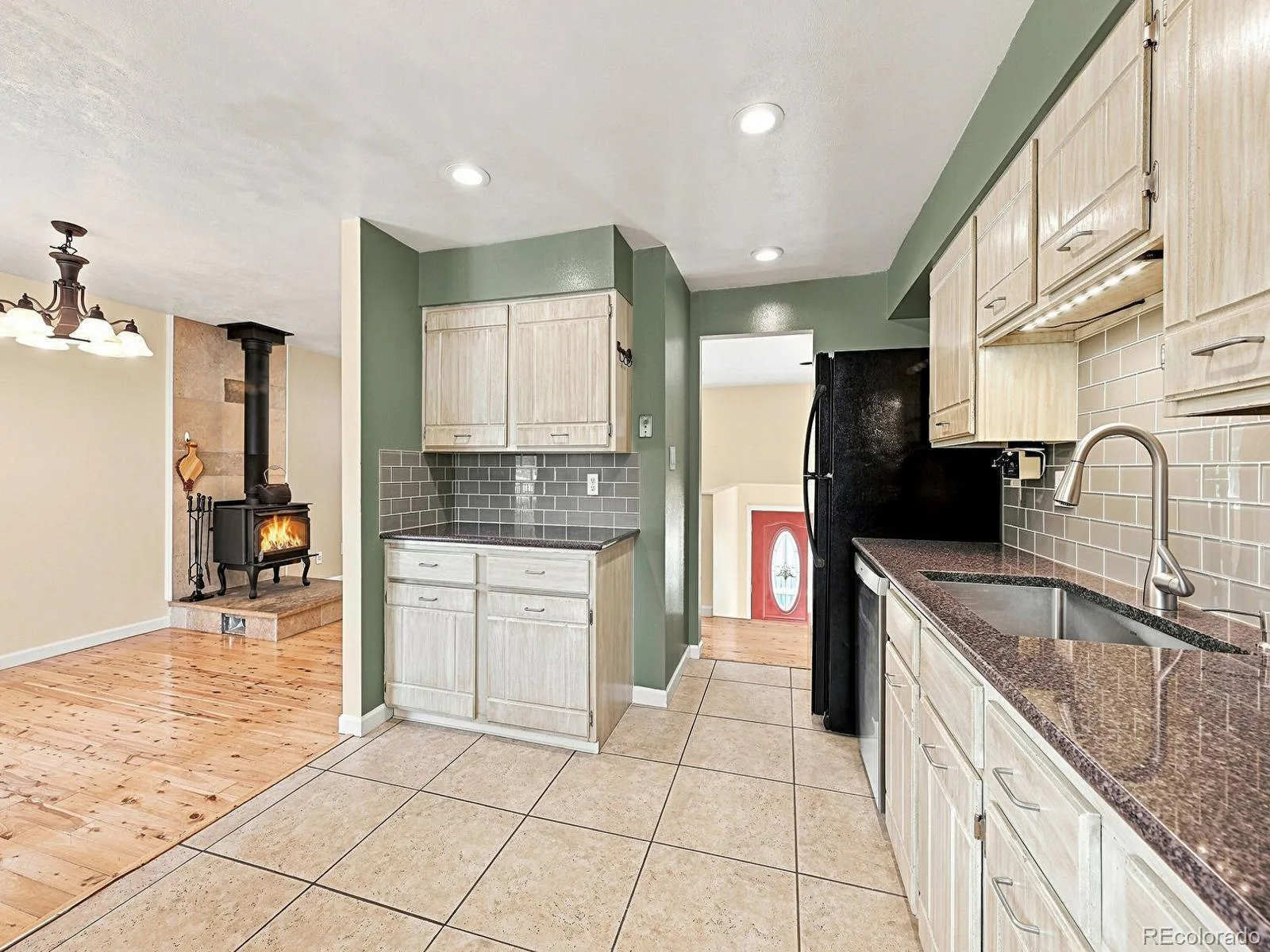 1524 Chapman Lane Longmont CO 80501 | MLS #REC4925078 08052026143858 1600 11