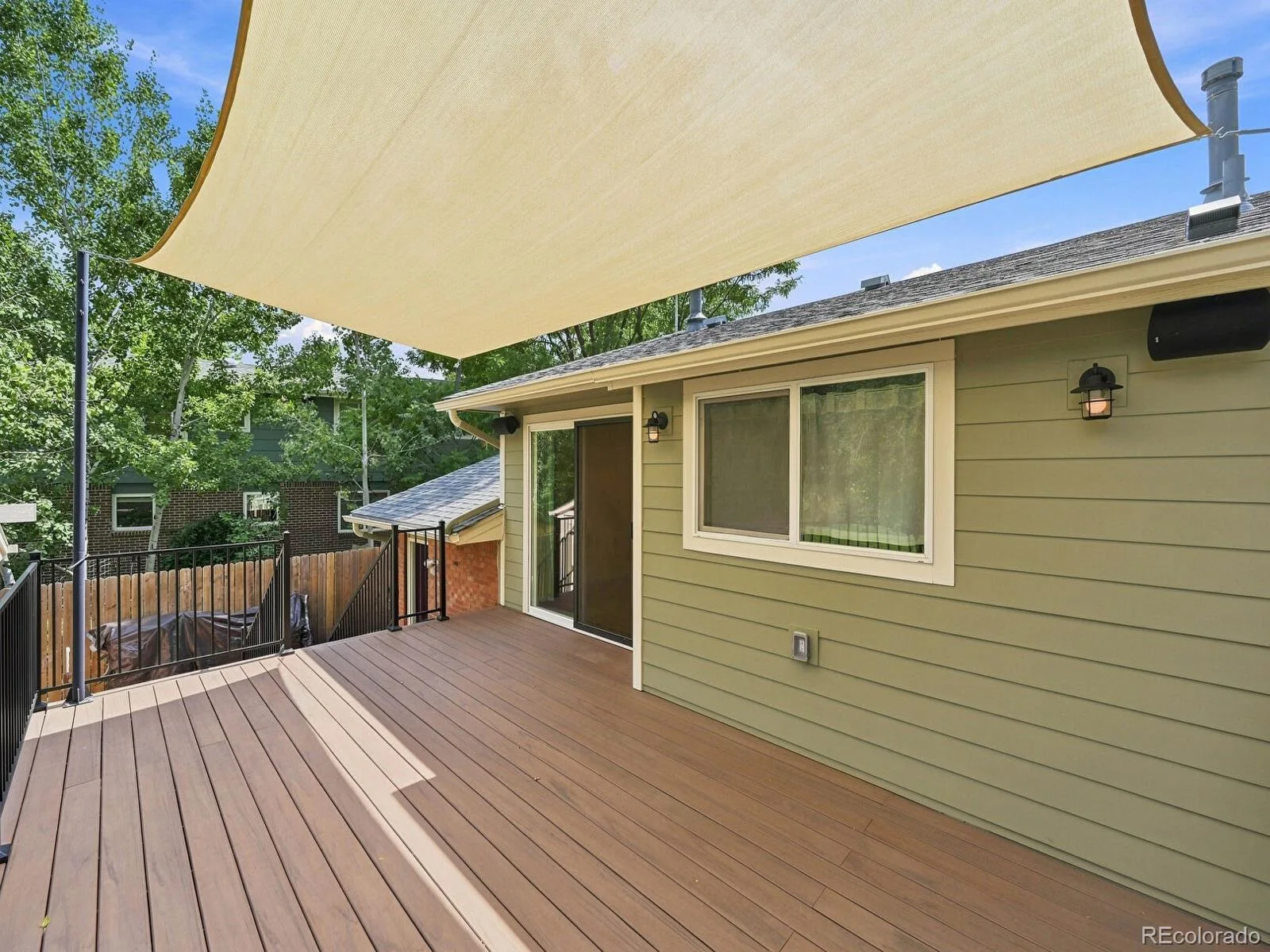 1524 Chapman Lane Longmont CO 80501 | MLS #REC4925078 08052026143858 1600 25