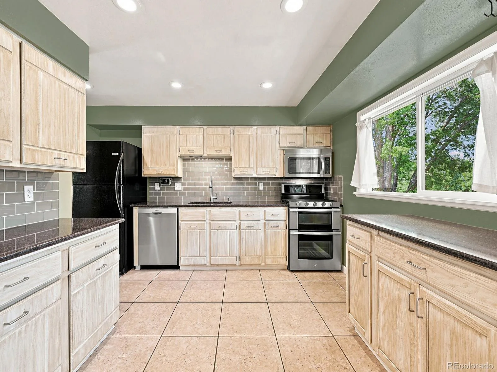 1524 Chapman Lane Longmont CO 80501 | MLS #REC4925078 08052026143858 1600 9