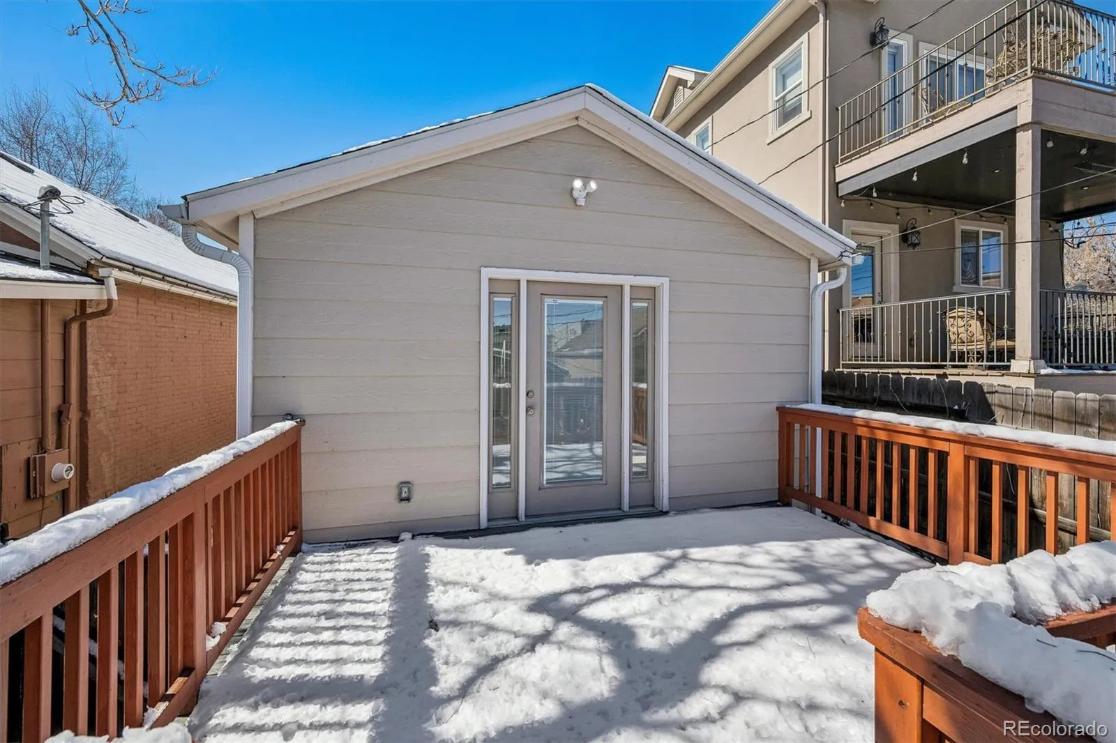 04152026202849 1600 24