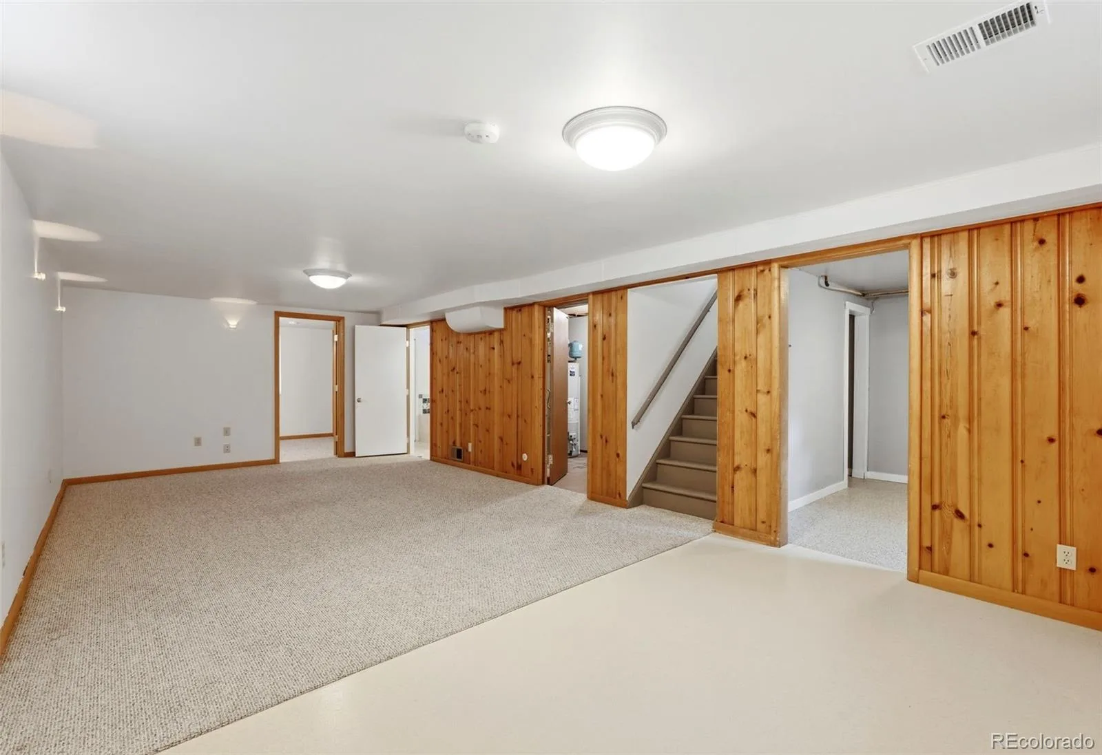 4748 S Washington Street Englewood CO 80113 | MLS #REC4926606 09262026010124 1600 25