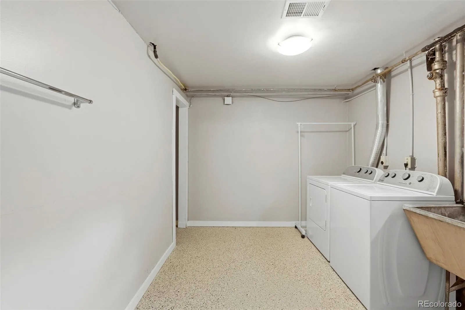 4748 S Washington Street Englewood CO 80113 | MLS #REC4926606 09262026010124 1600 33