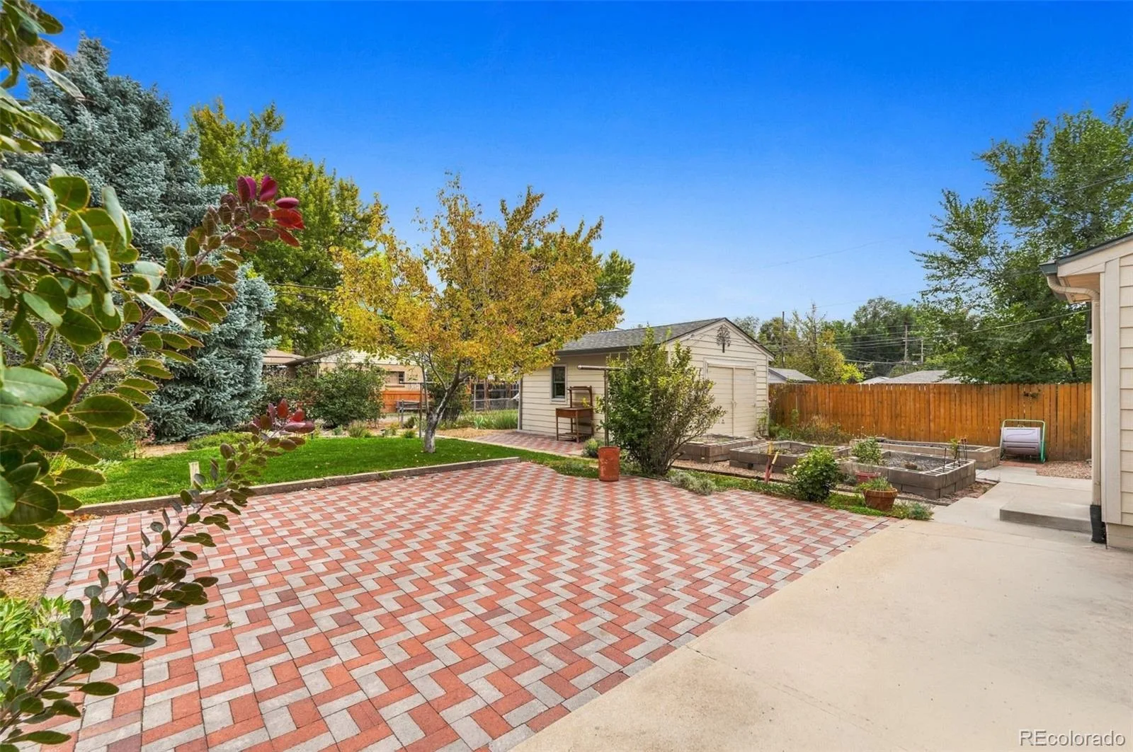 4748 S Washington Street Englewood CO 80113 | MLS #REC4926606 09262026010124 1600 35
